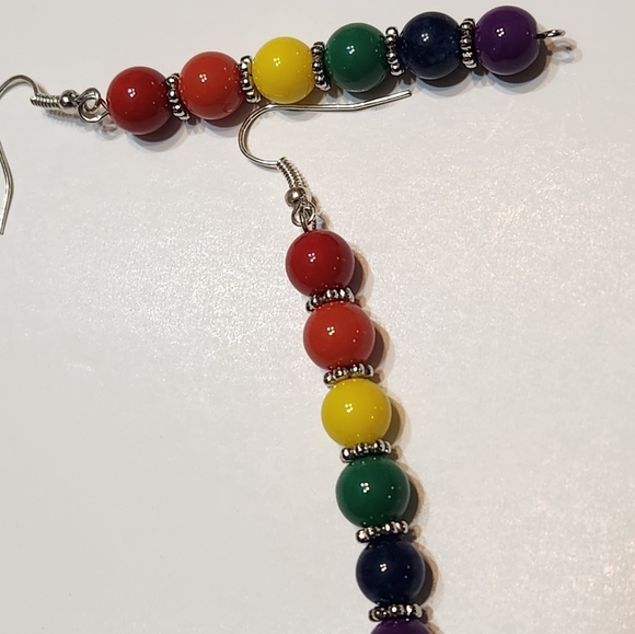Hand Crafted LGBTQ+ Pierced Earrings Colorful Beaded Dangle Rainbow - Picture 3 of 5